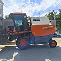 久保田4LZ-6A2(PRO1108)全喂入轮式收割机