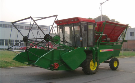 中联收获4QZ-2450青饲料收获机