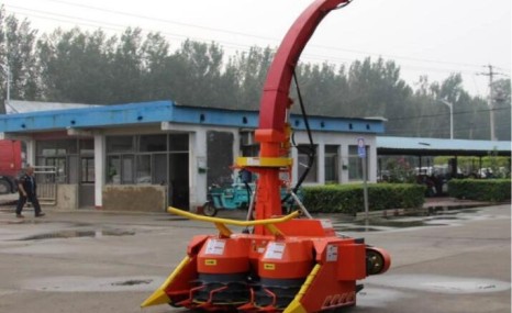 德农4QX-1200悬挂式青饲料收获机