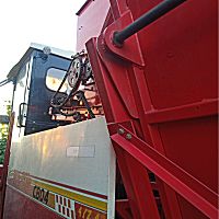 雷沃谷神CB04玉米收获机