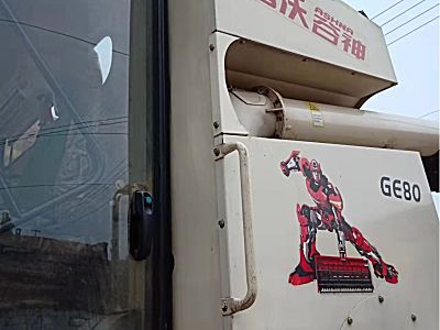 雷沃GE80小麦收割机