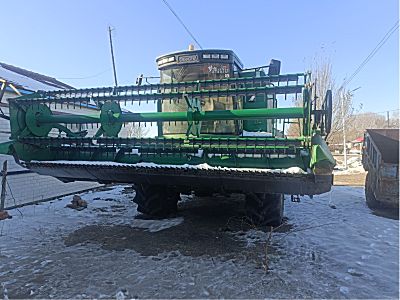 常发CF806联合收割机