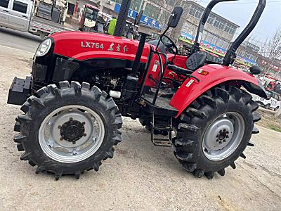 东方红LX754轮式拖拉机