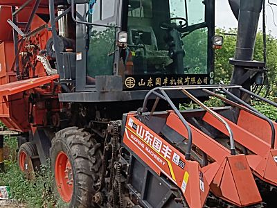 国丰4YZQP-3A型自走式玉米茎穗兼收收割机